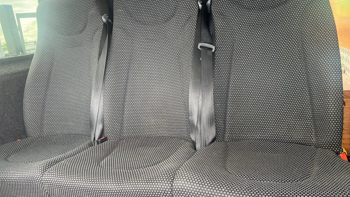 Sprinter 906 luxury factory coach seats crew cab - Image 2
