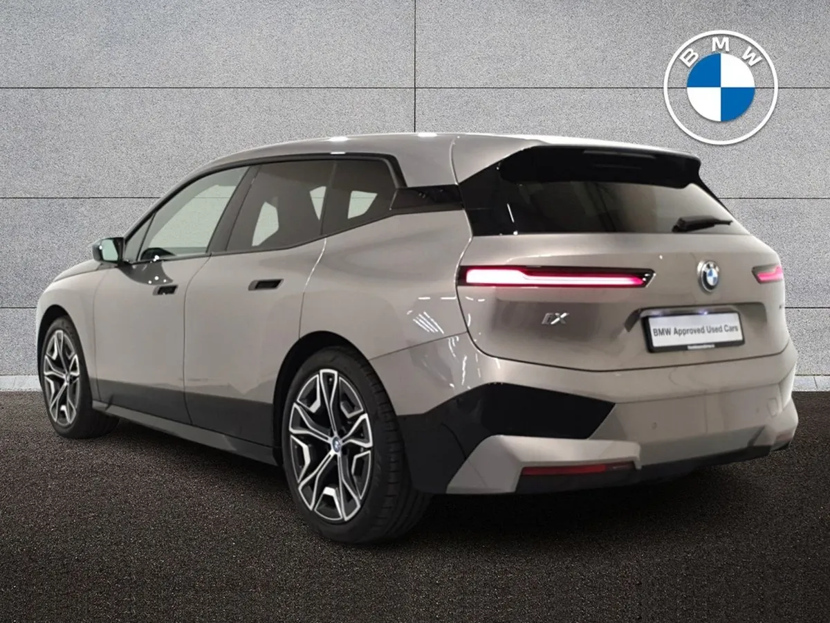 BMW IX Ix50 - Image 3