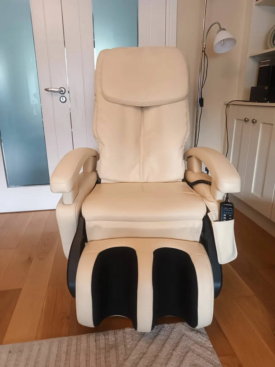 Massage Chair - Image 1