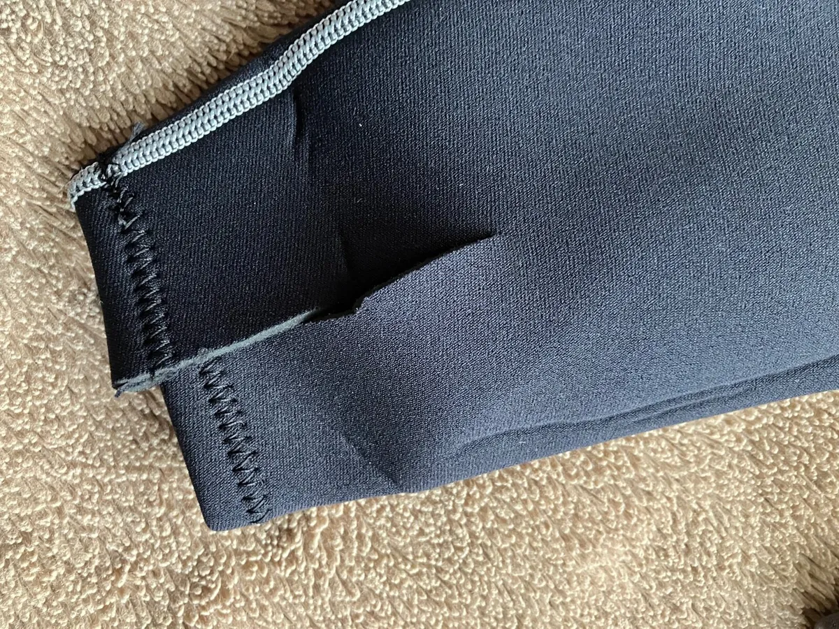 Wetsuit - Image 4