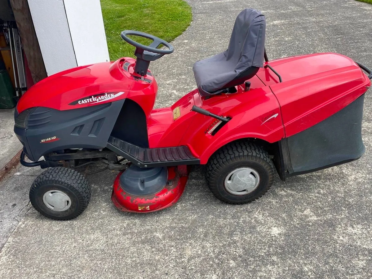 Castle Garden Ride on mower - Image 3