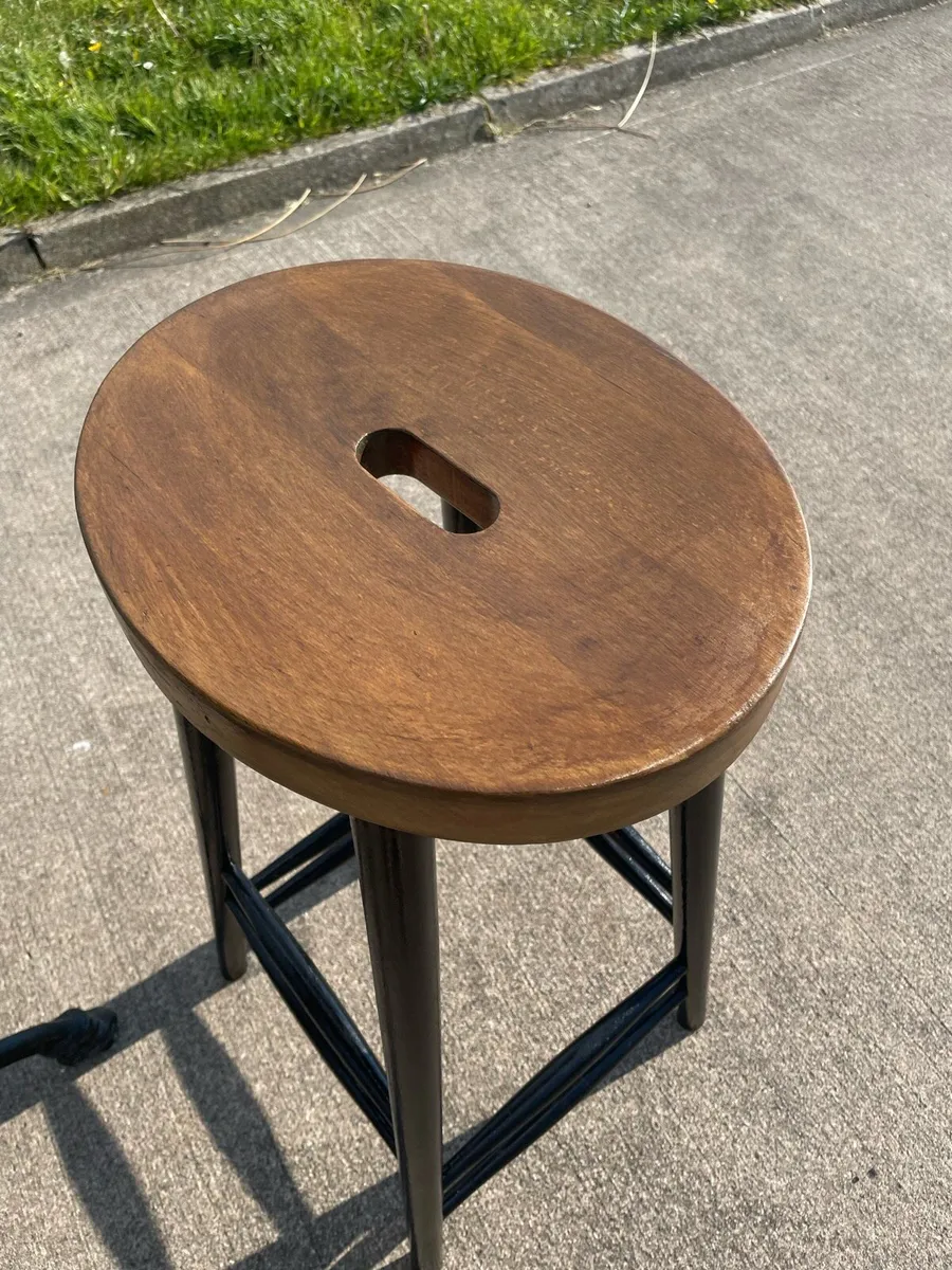 Cast iron tall wine table and oak stools - Image 4