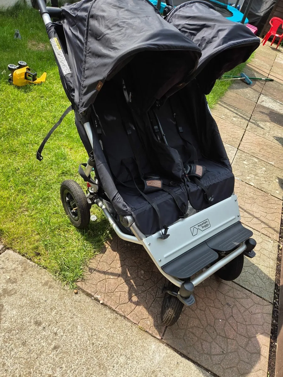 Mountain Duet Double Buggy w Newborn Plus Add On - Image 1
