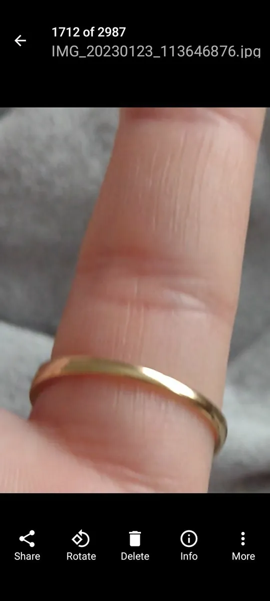 9ct gold natural Emerald & diamond ring - Image 3