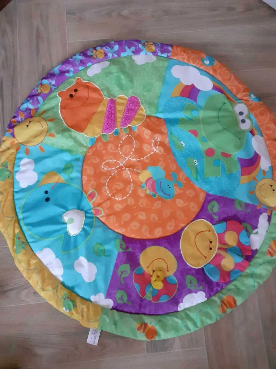 Baby tummy time washable playmat - Image 1