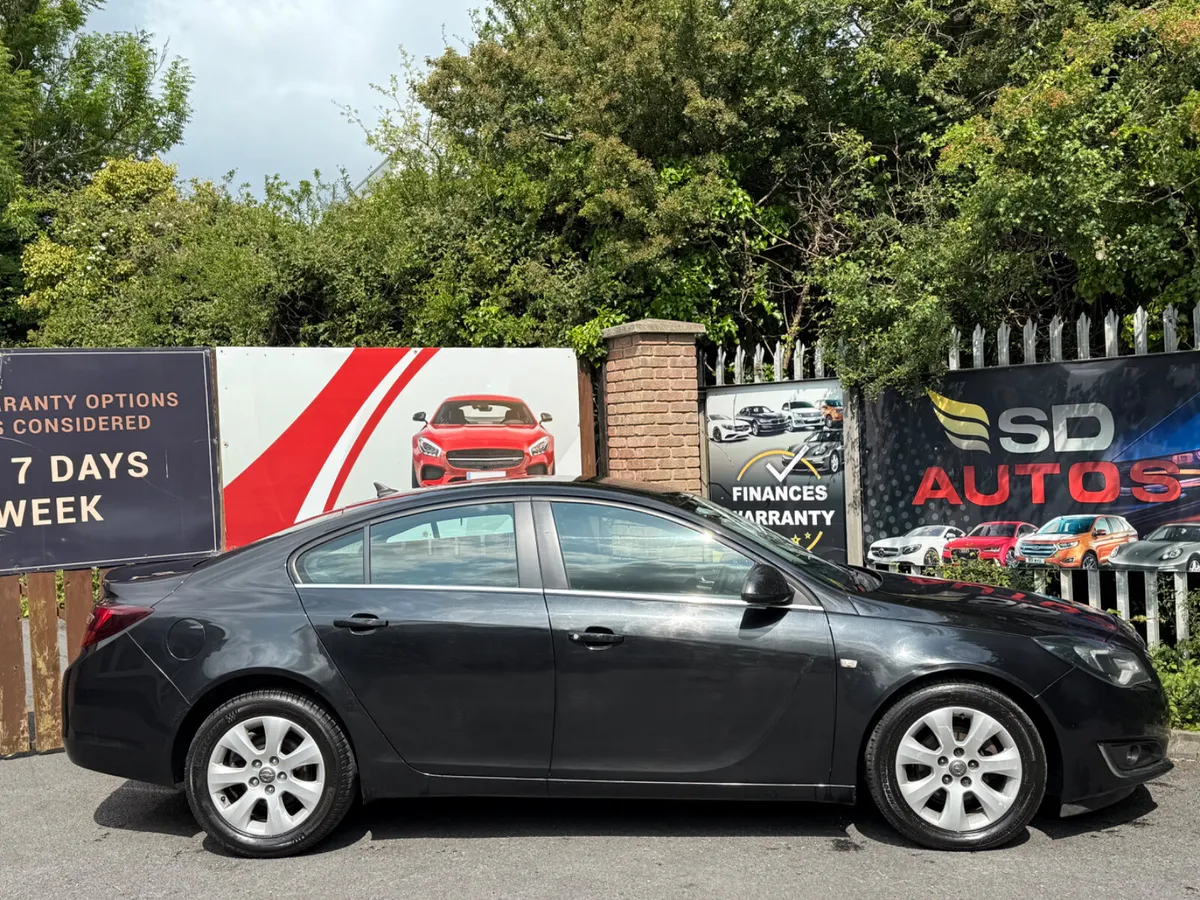 2014 Opel Insignia 2.0CDTI Manual. - Image 2