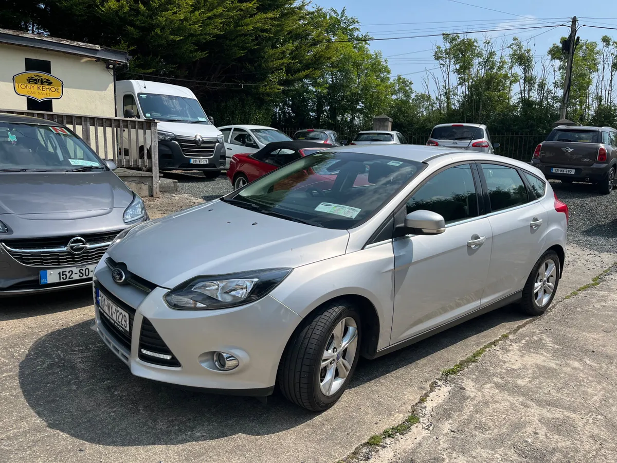 Ford Focus 2013 - Image 2