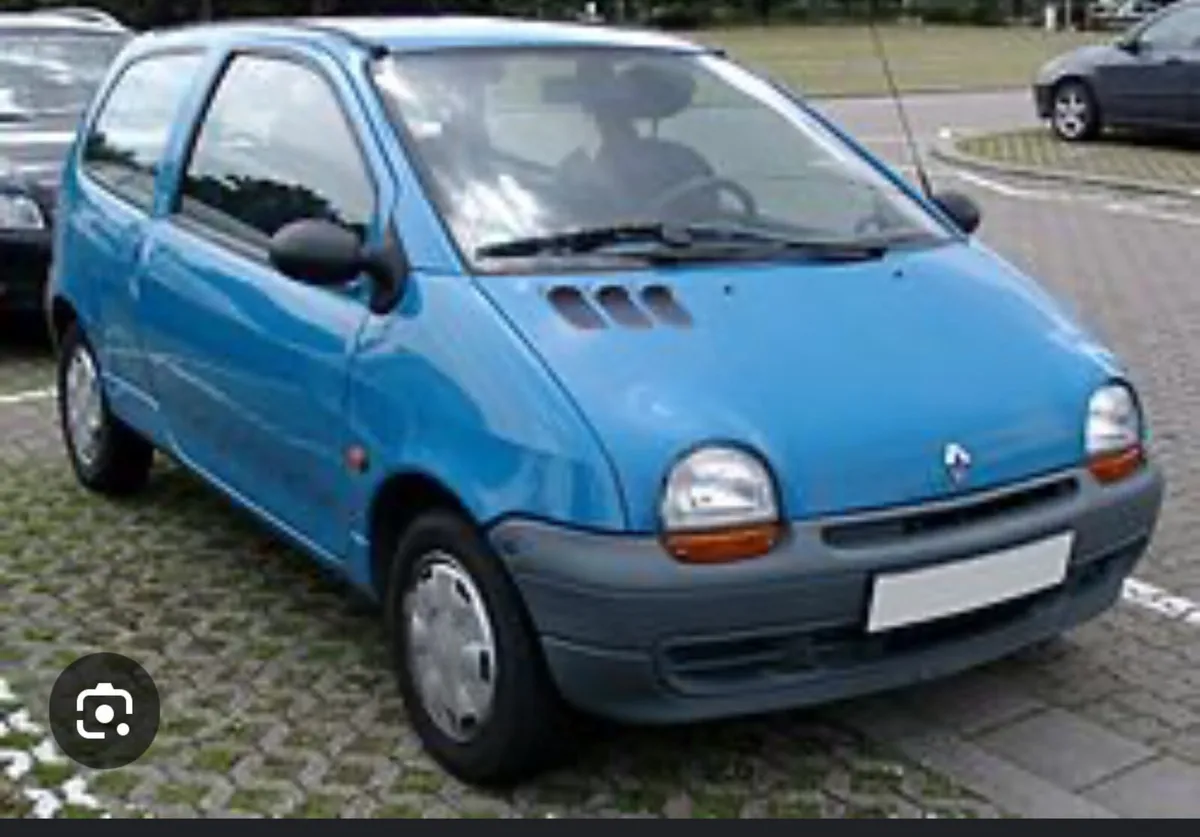 Looking for a Twingo. - Image 1