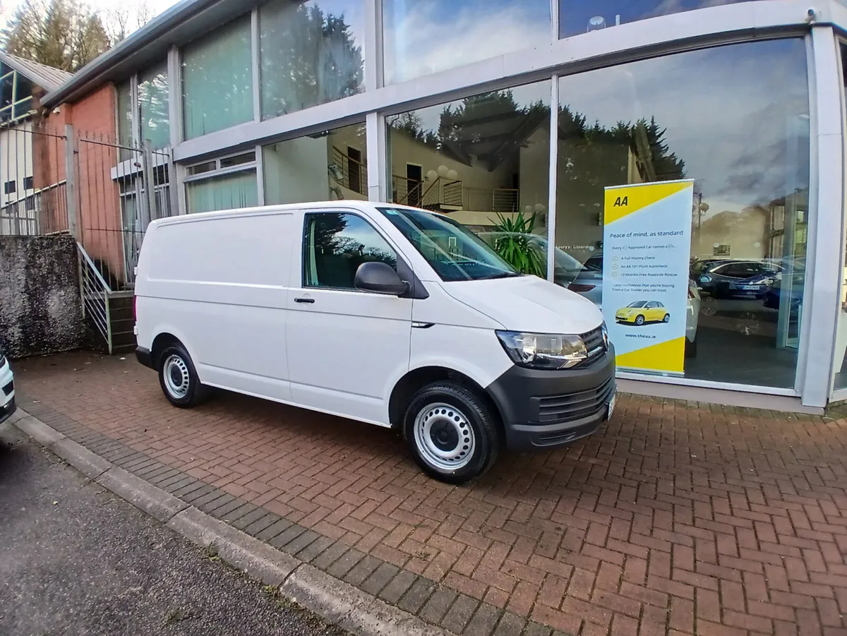 2019 Transporter 2.0 TDi 102Bhp Swb,  1 owner. - Image 1