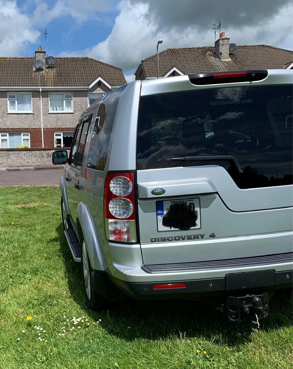 Land Rover Discovery 4 Crew Cab - Image 4