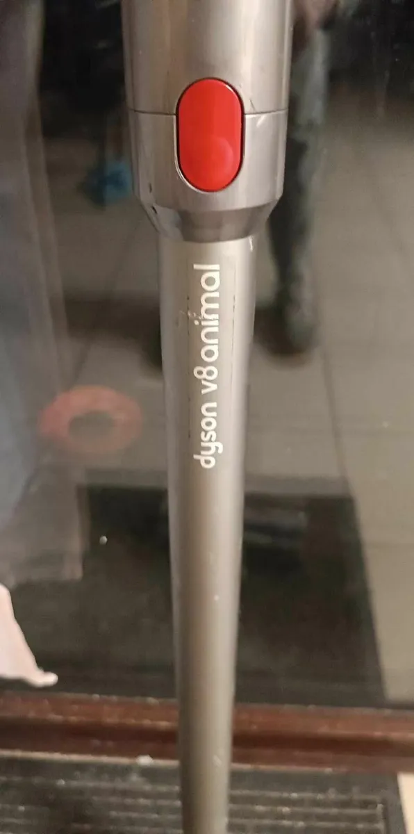 Dyson cordless Hoover - Image 2