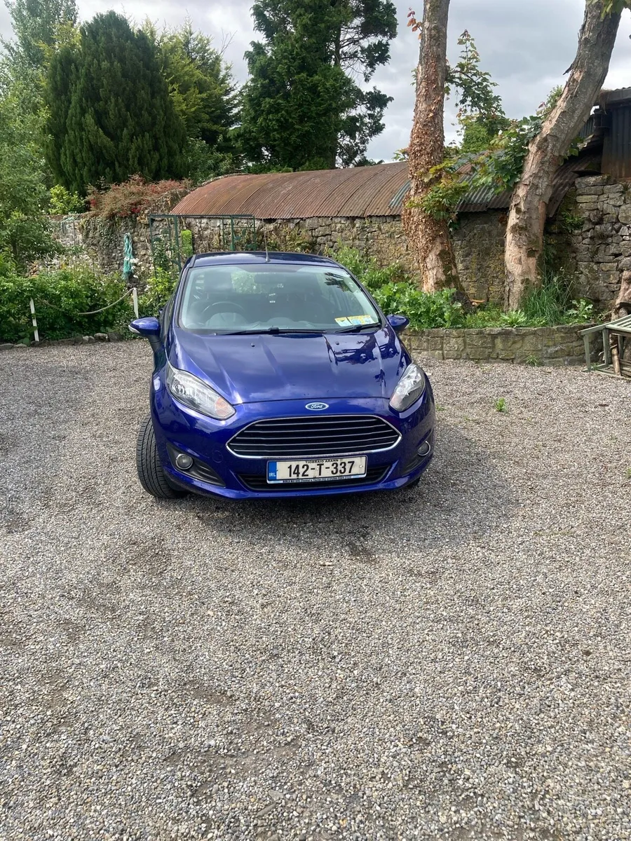Car - Image 1