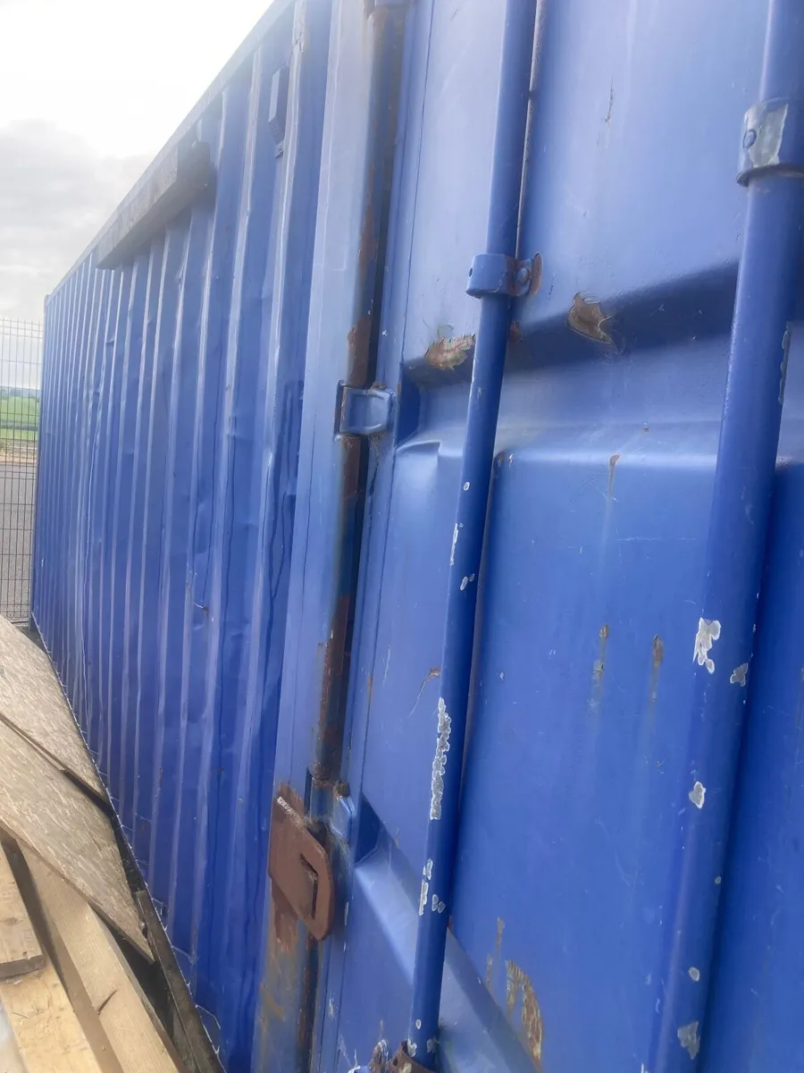 Containers - Image 1
