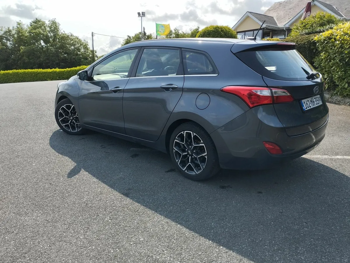 2016 Hyundai i30 - Image 4