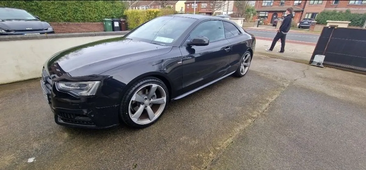Audi A5 S-Line Black Edition - Image 3