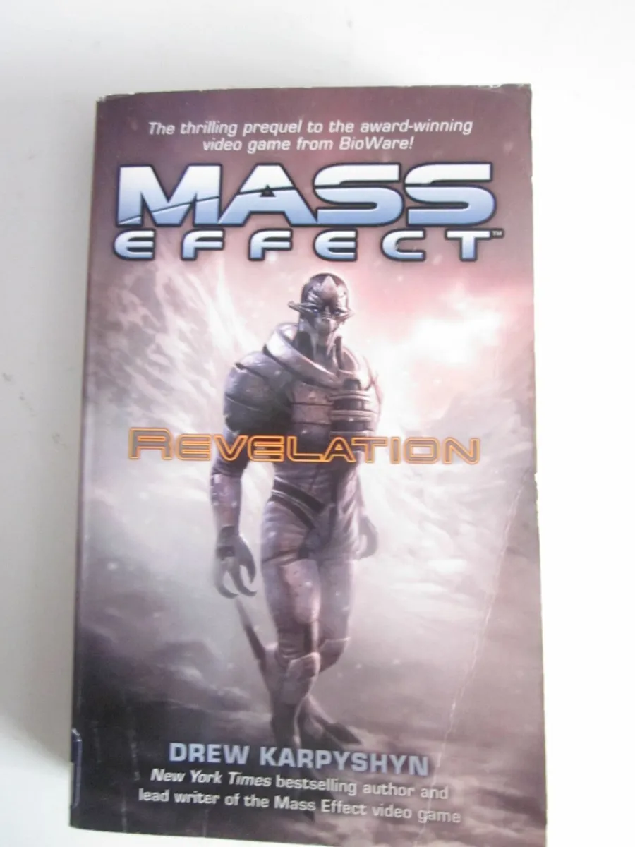 Novel Mass Effect :Revelation by Drew Karpyshyn - Image 1