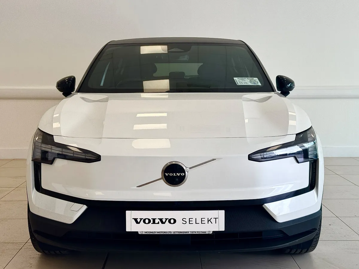 Volvo EX30 2024 - Image 2
