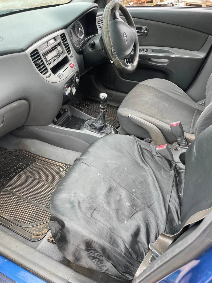 Kia rio - Image 4