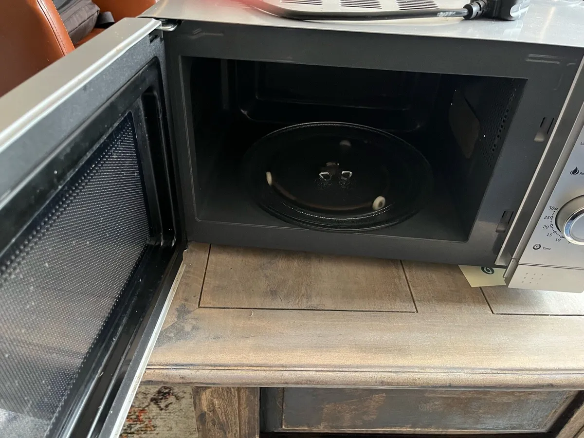 Dimplex Microwave - Image 2