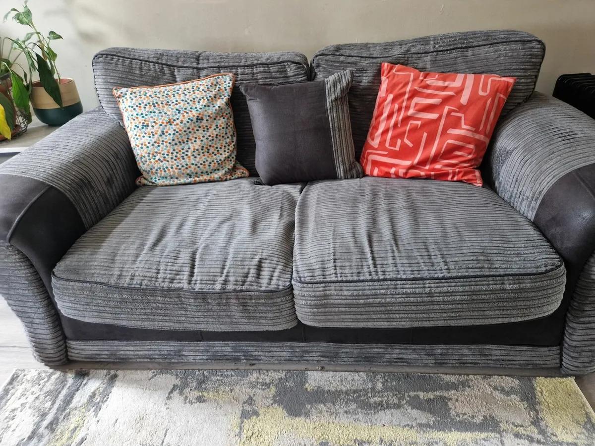 Furniture sofa and armchair - Image 1