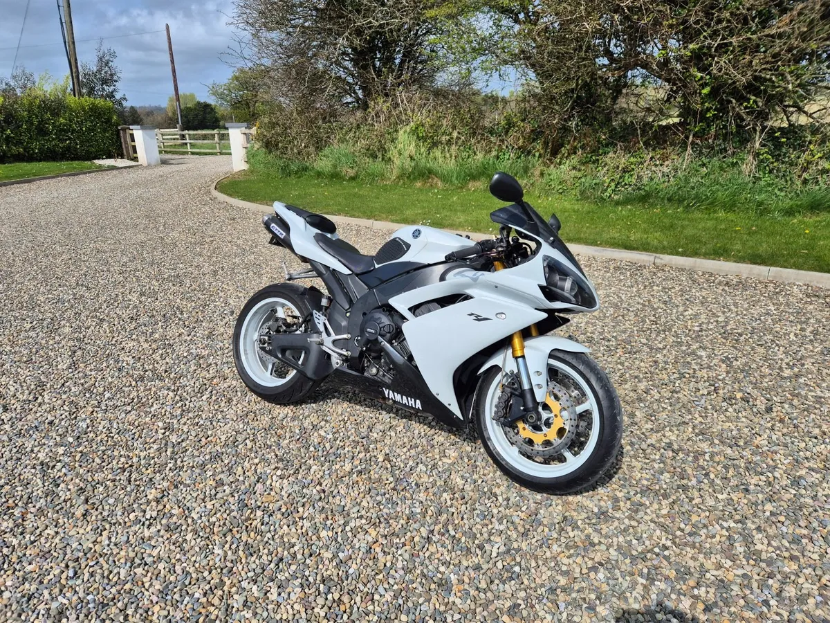 2007 Yamaha R1 4C8 - Image 1