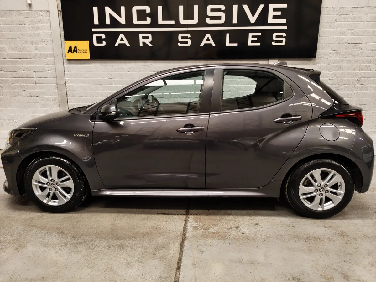 Toyota Yaris 2021 HYBRID LUNA SPEC IRISH CAR - Image 3
