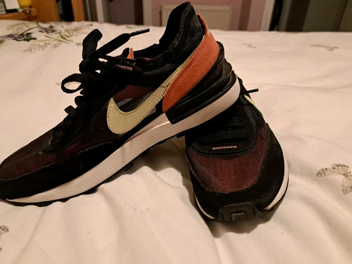 Womens Nike Waffle 1 trainers - Image 3