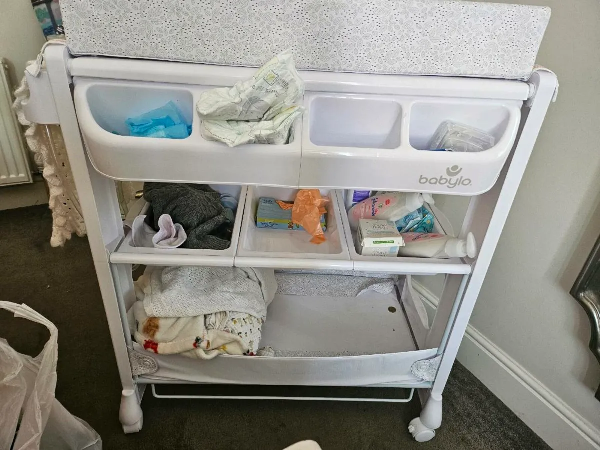 Baby Changing Table / Bath - Image 4