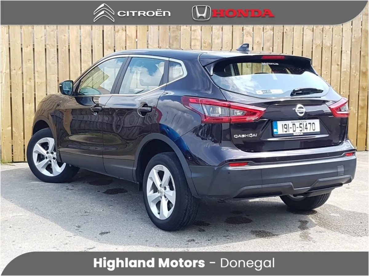 Nissan QASHQAI 1.5 DSL XE Low Miles Sold With New - Image 3