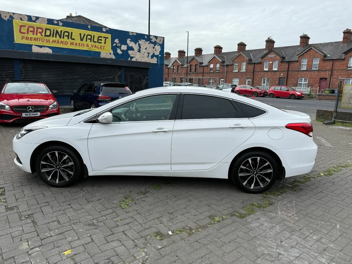 Hyundai i40 2018 1.7D - Image 3