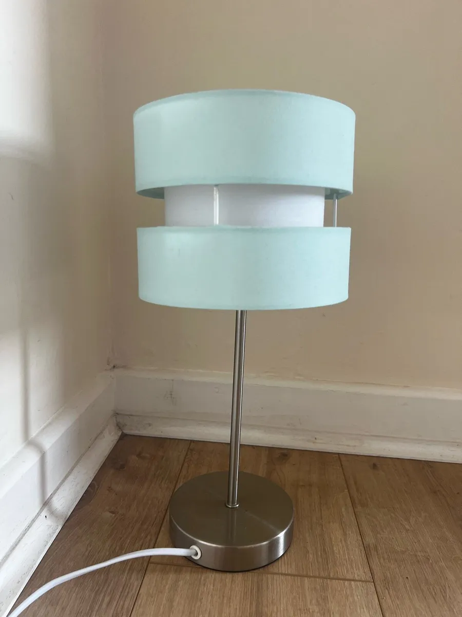 Modern table lamp