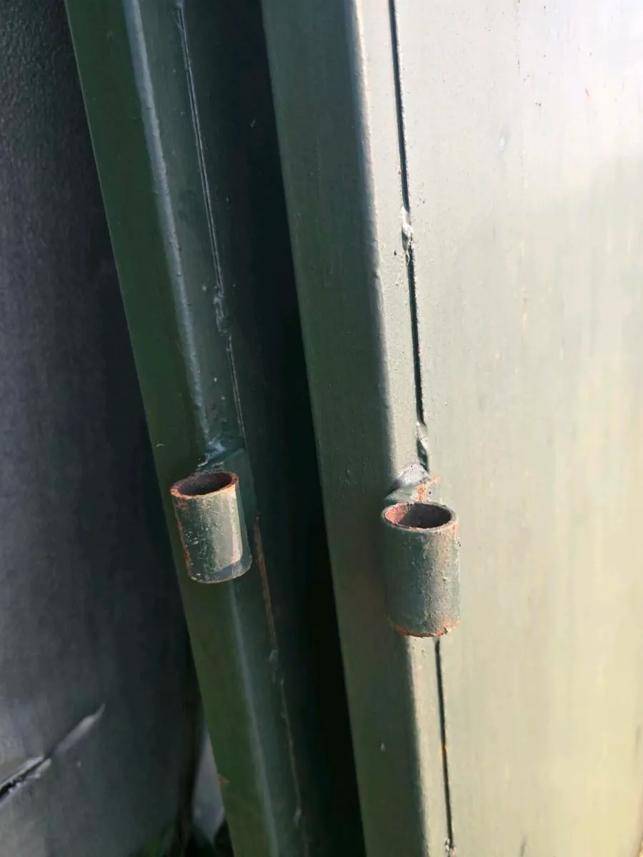 Set of large commercial metal doors - Image 2