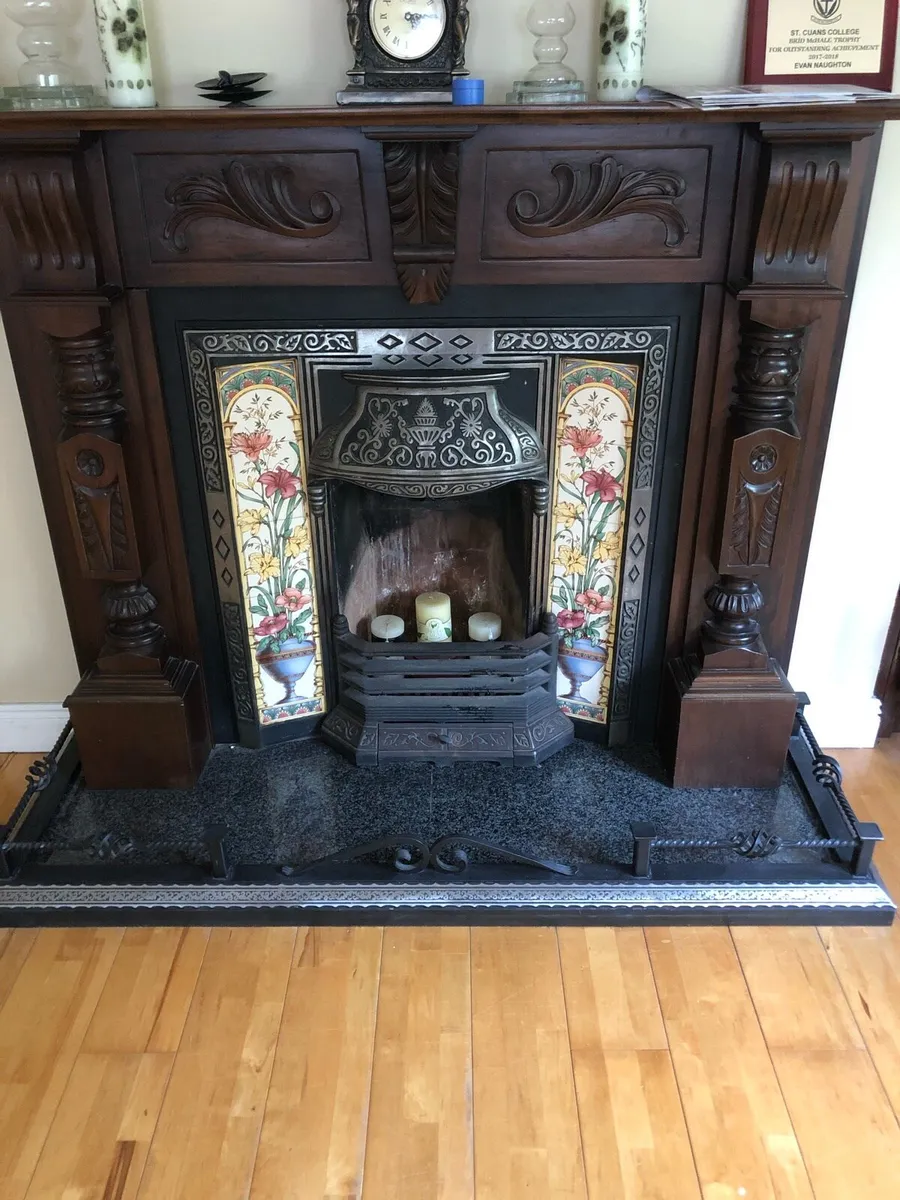 2 x  fireplaces - Image 2