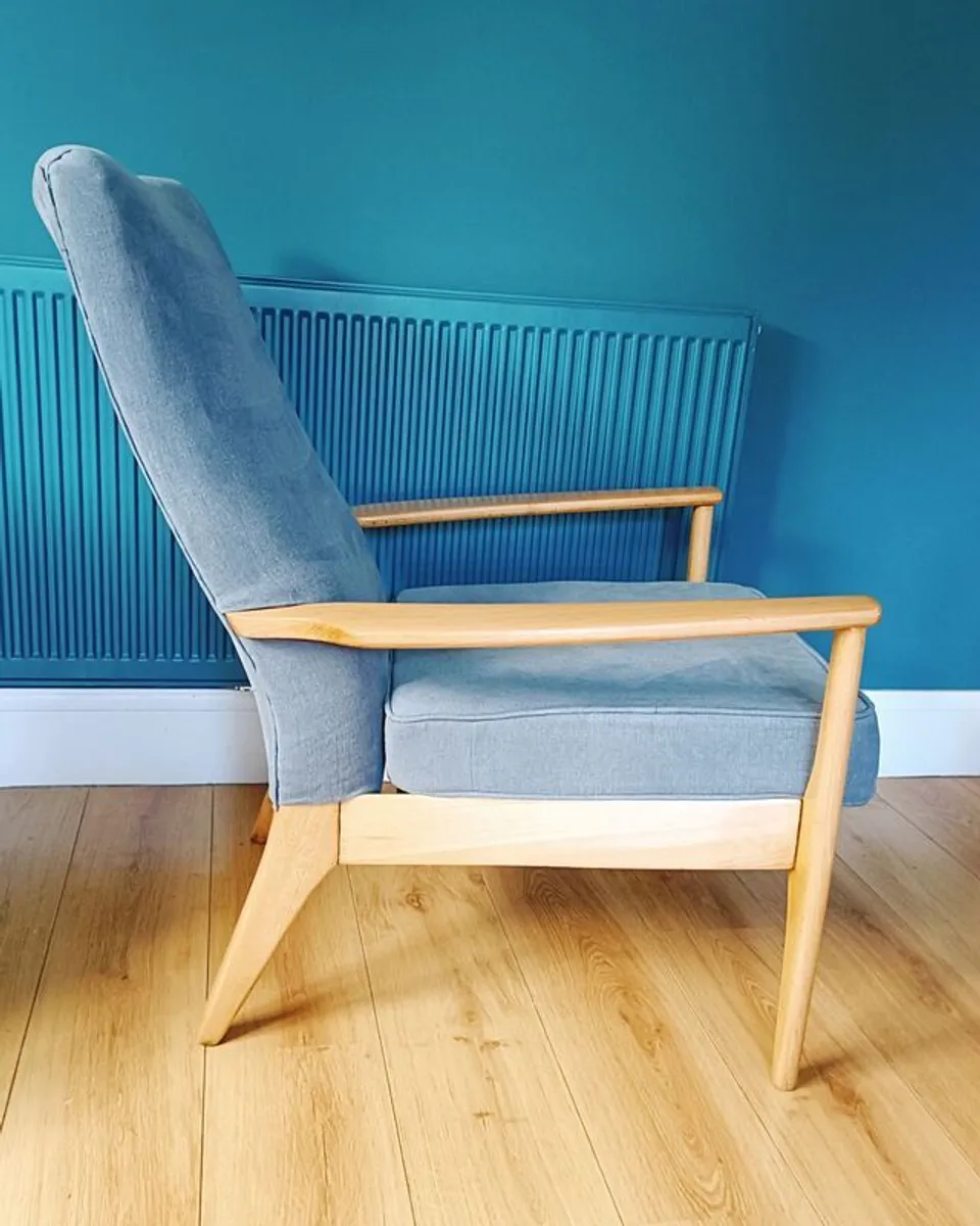 Mid Century Vintage Retro Parker Knoll fireside Chairs - Image 3