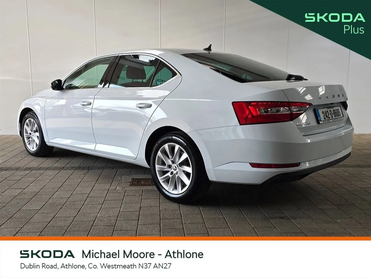 Skoda Superb Superb AMB 2.0tdi 150BHP DSG - Image 3