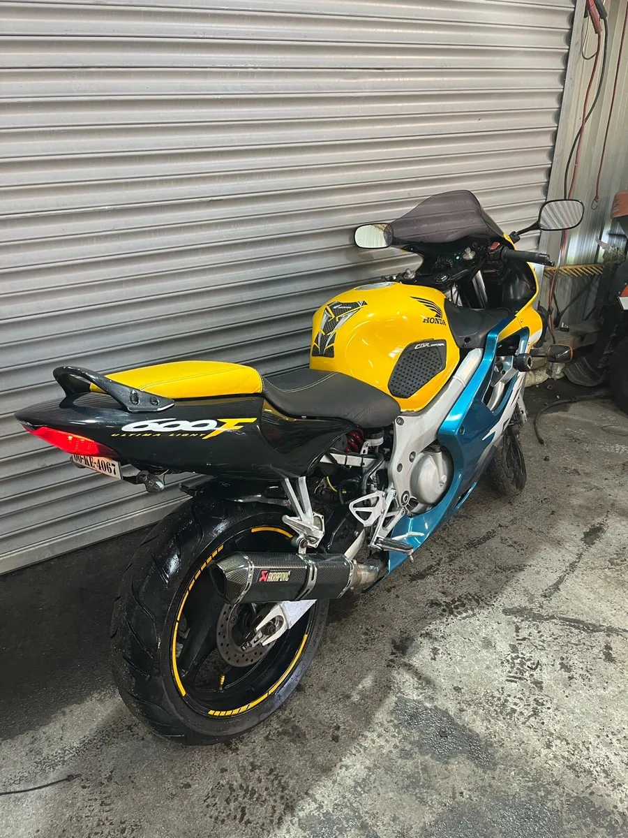 Honda cbr 600F4 - Image 2