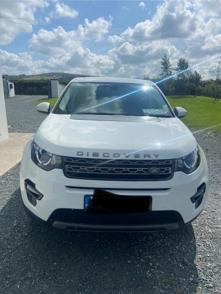 Land Rover Discovery Sport 2017 7 Seat - Image 2