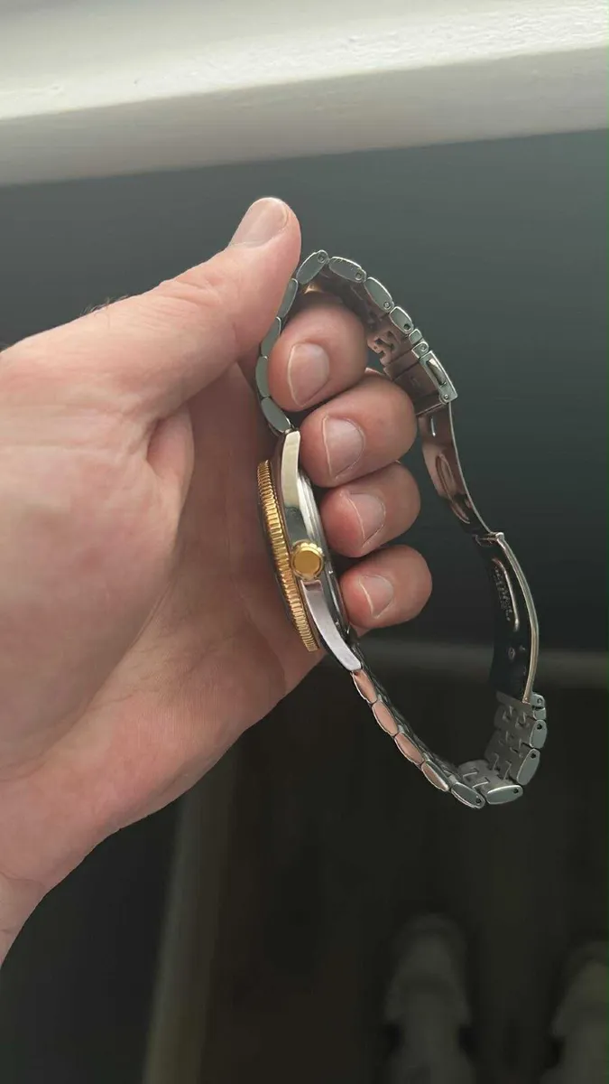 Watch - Image 3