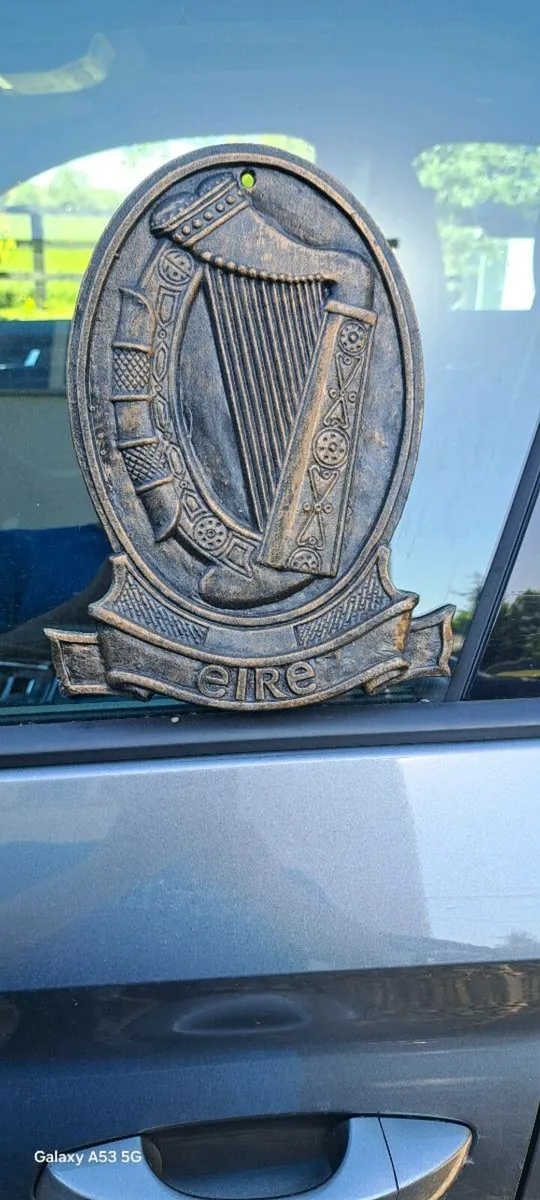 Eire harp cast iron sign - Image 1