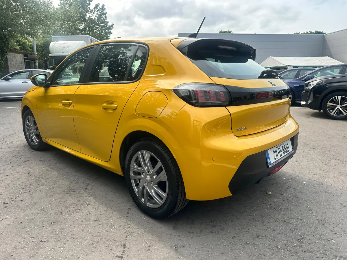 🟡 Peugeot 208 2021 🟡 - Image 4