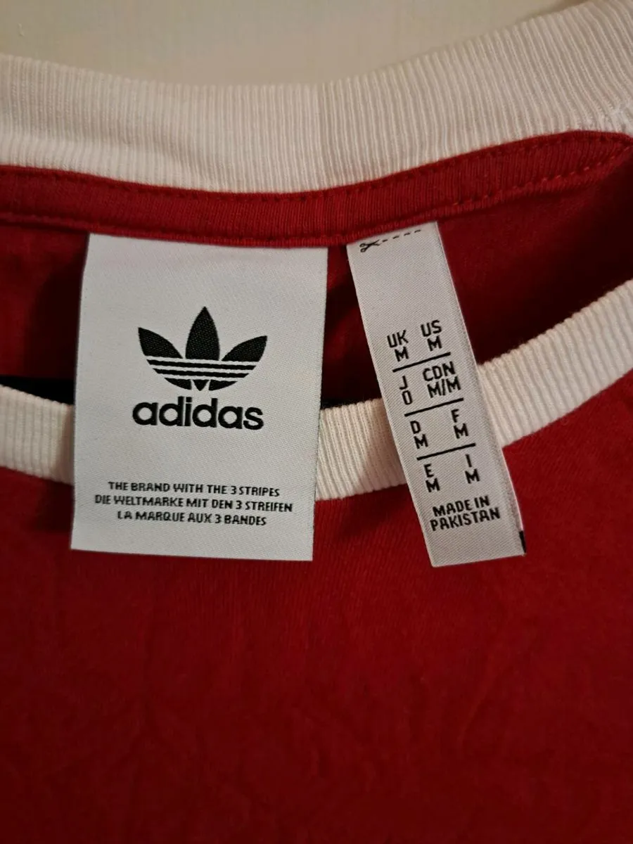 Mens Adidas tshirt - Image 3