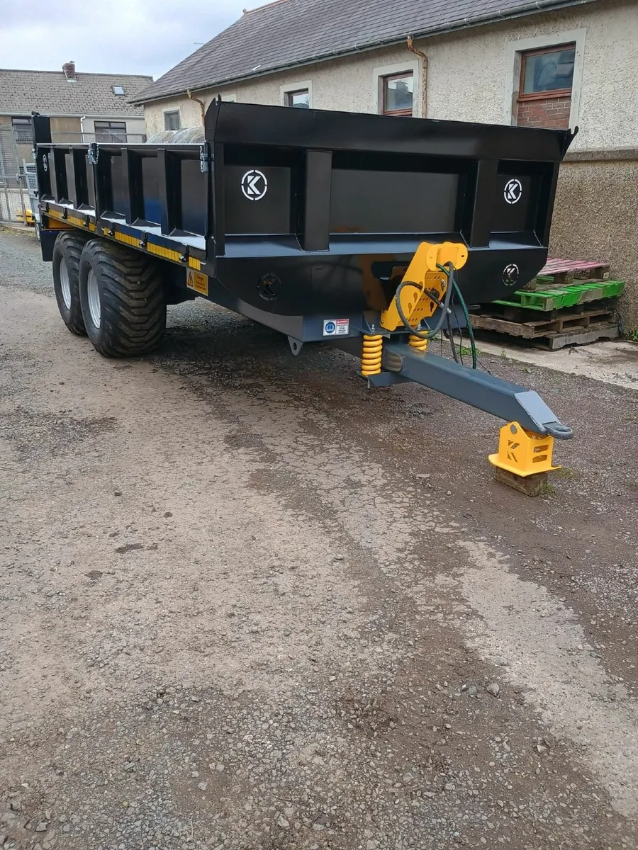 Dump Trailer - Image 1
