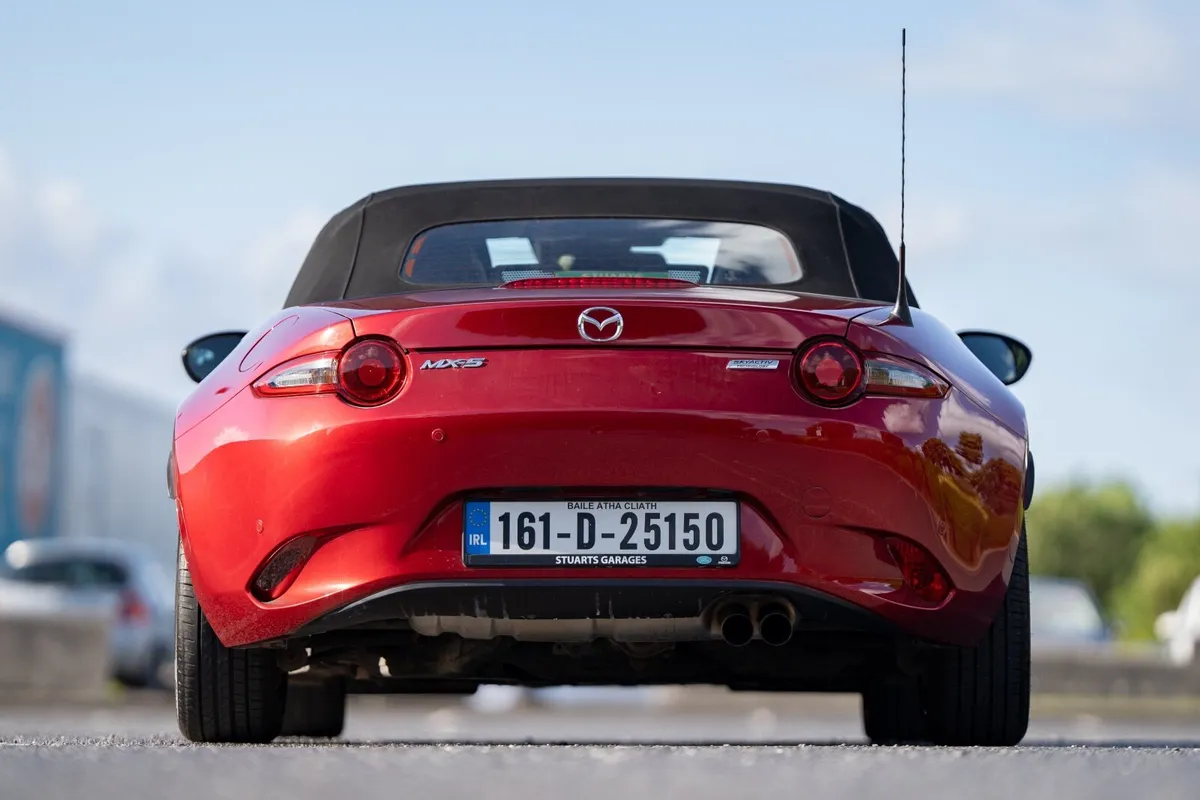 2016 Mazda MX-5 1.5G (131PS) Roadster GT - Image 2