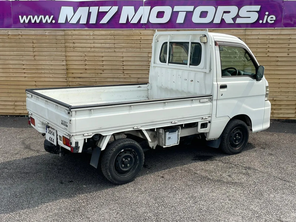 DAIHATSU HIJET 4X4 - Image 4