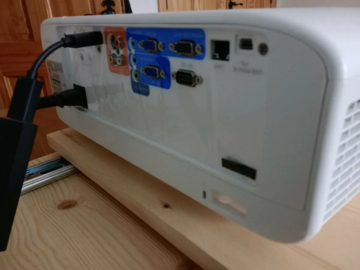 Ust projector - Image 3