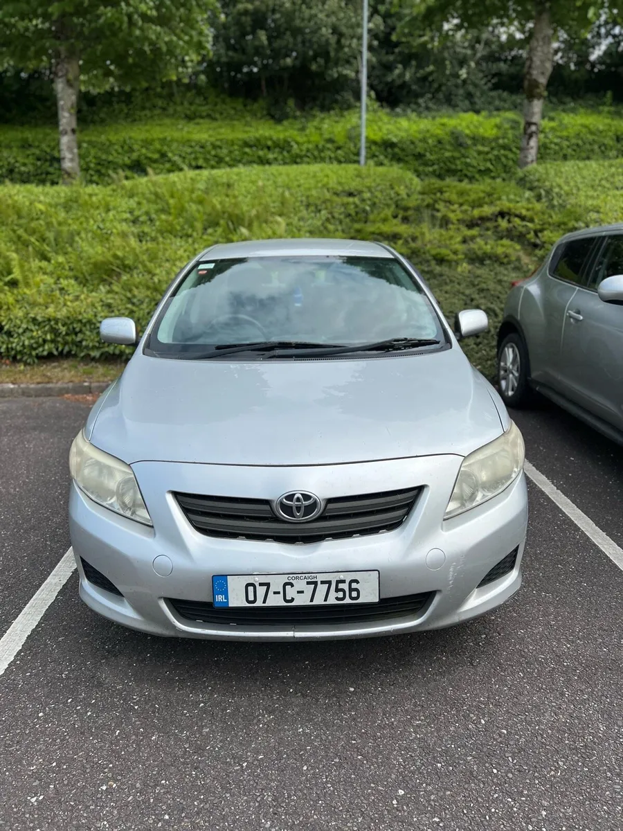 Toyota corolla - Image 3