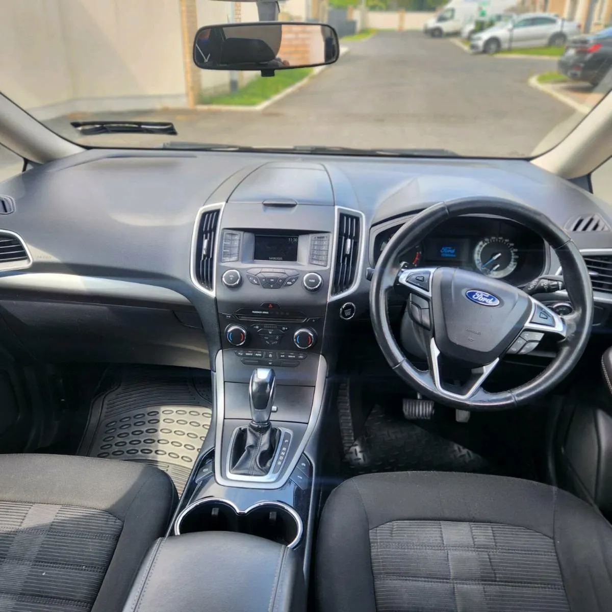 161 Ford Qalaxy 7 seats Automatic €9250 - Image 2