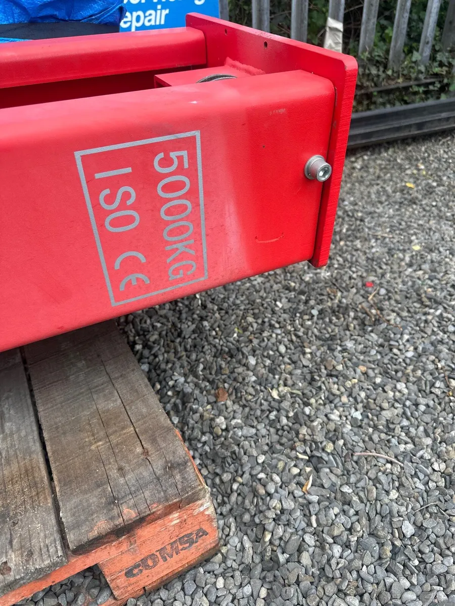 2 post vehicle lifts - Image 3