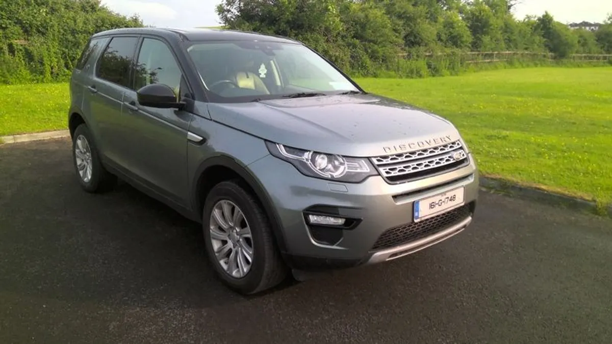 2016 Land Rover Discovery Sport - Image 1