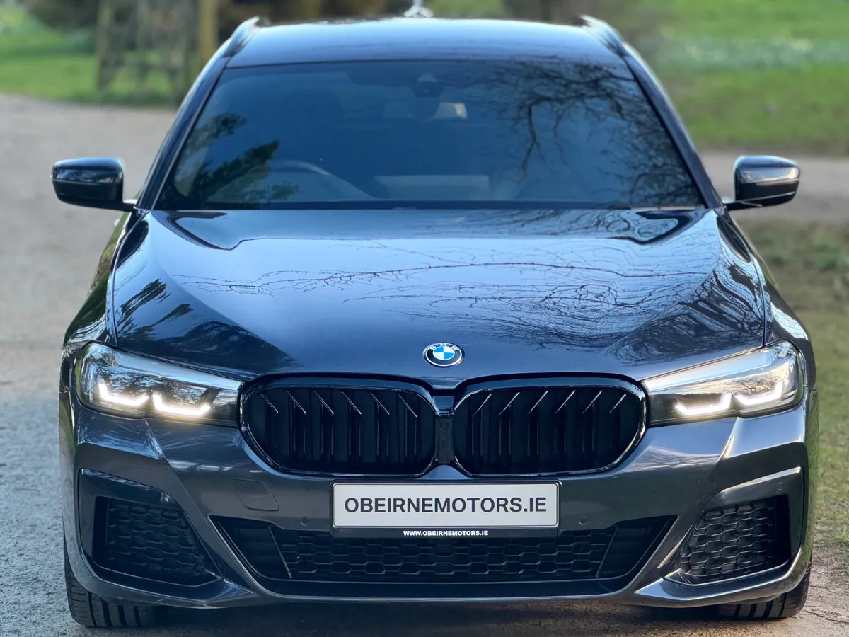 G31 LCI 520D MSPORT TOURING * LOW KMS * - Image 2